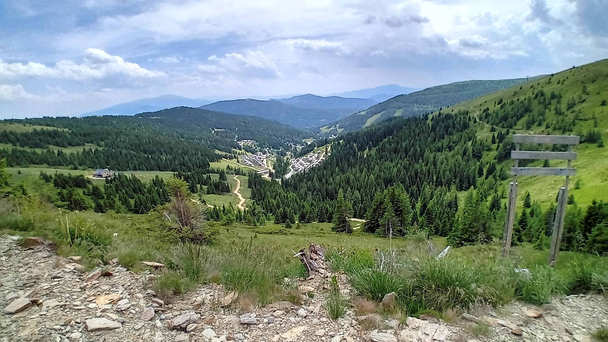 Gyönyörű panoráma a stájer hegyekről a SissiPark közelében